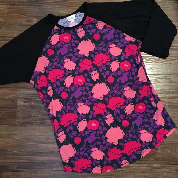 LuLaRoe Tops - Lularoe Randy Floral Top